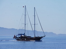 Am Fahren in Richtung Rhodes Insel
